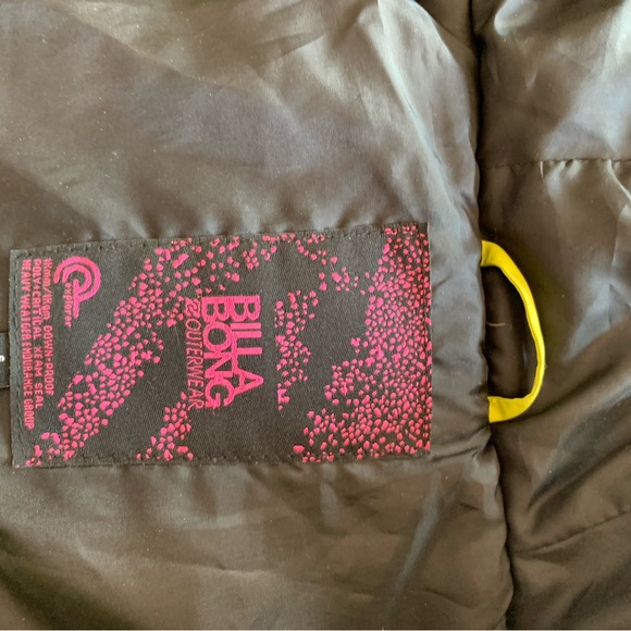 Sleeveless Winter Jacket Billabong TS very good condition - Picture 3 of 4